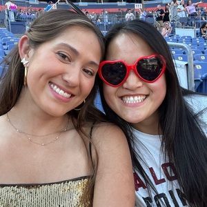 Meet your Posher, Sara